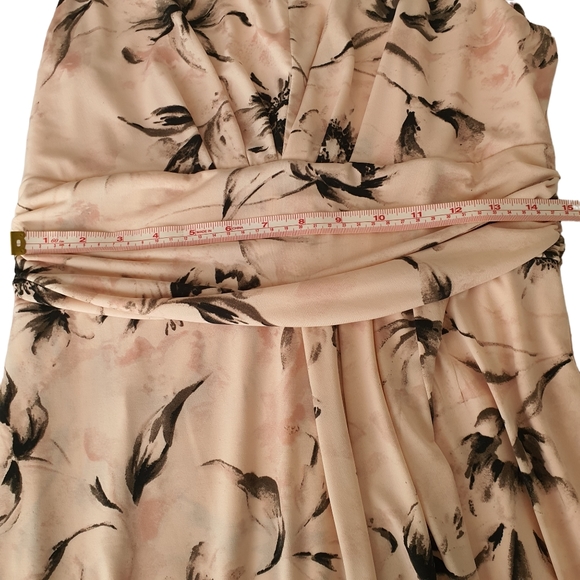 Together Floral Dress - Picture 4 of 8